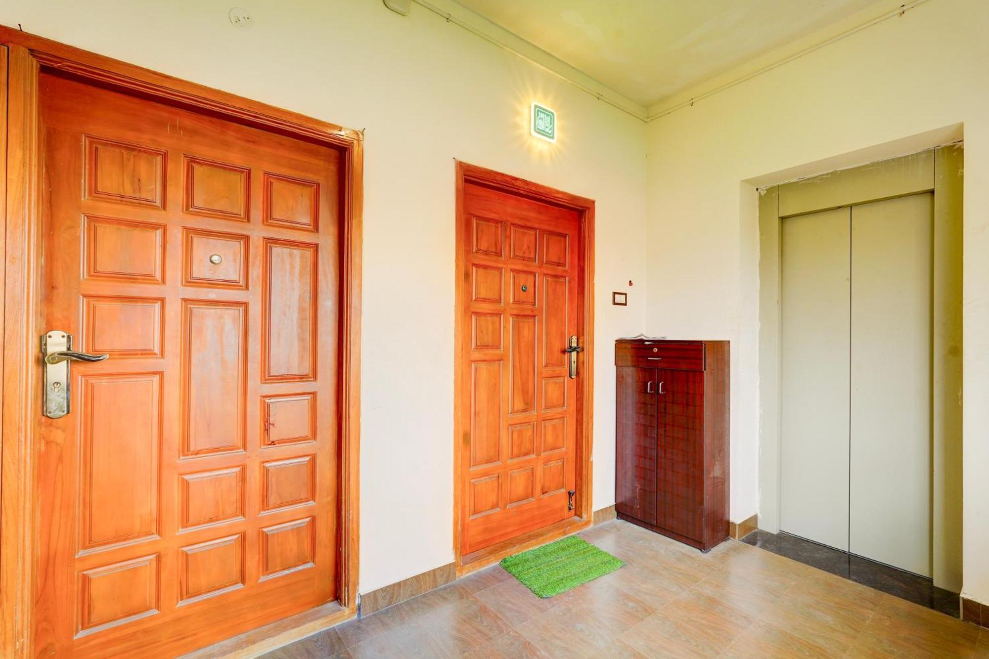 Hotel O Eswar Guest House Chennai Exterior photo